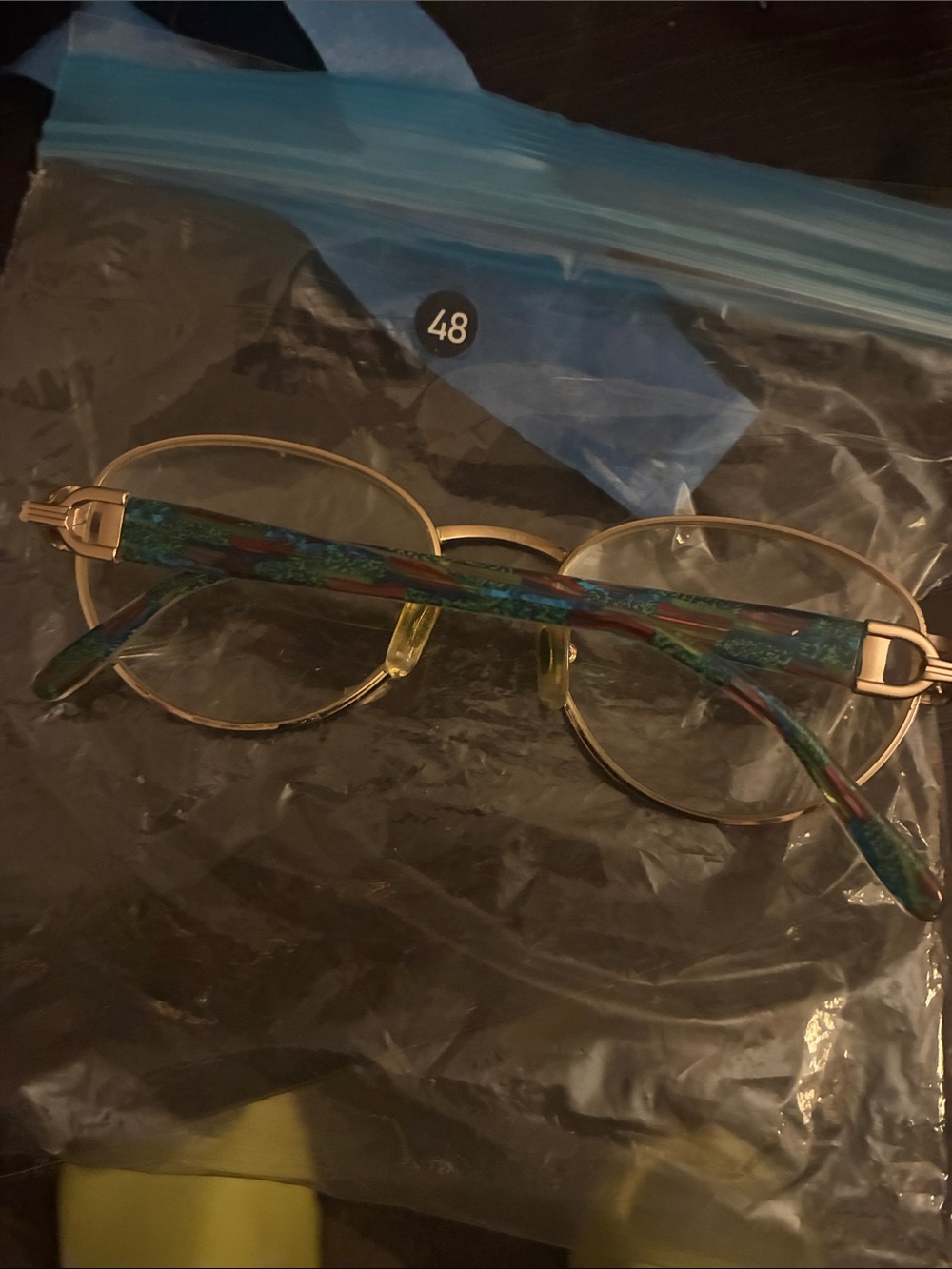 Vintage Gucci frame Gold Frame Women's Eyewear with Multicolor Temple Arms
